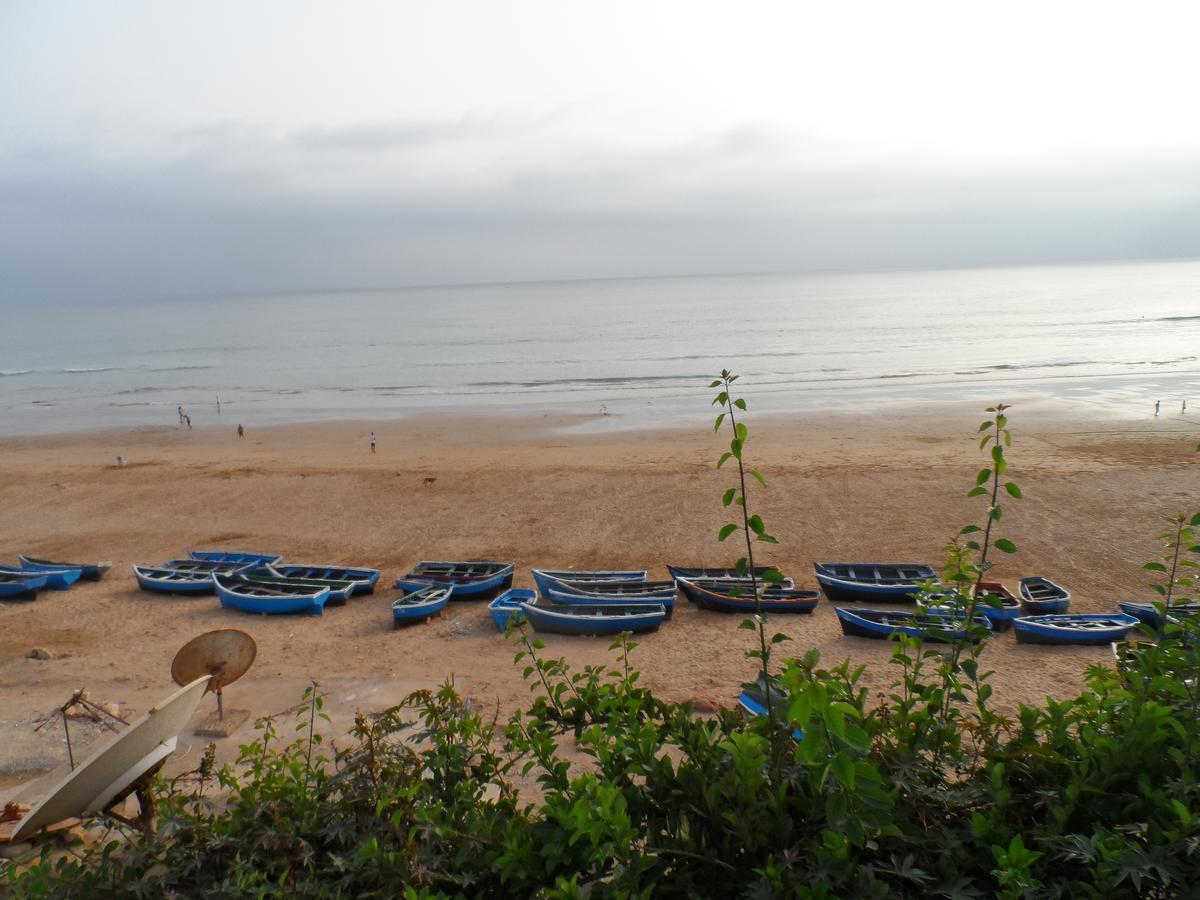 Bed and Breakfast Playa Surf House Azazoul Esterno foto