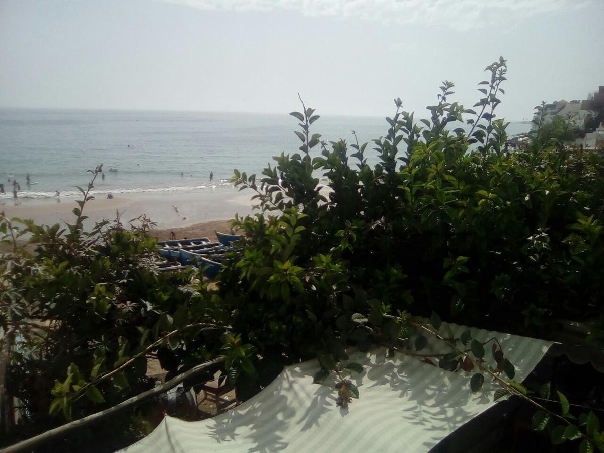 Bed and Breakfast Playa Surf House Azazoul Esterno foto